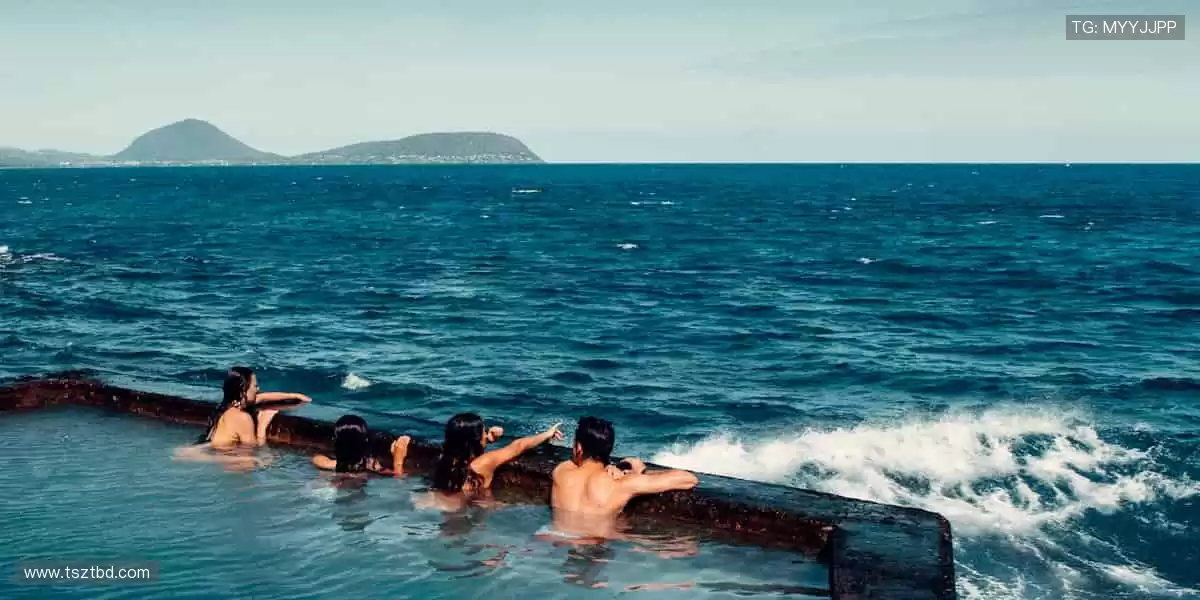 🎯 独家周边，把热爱穿在身上，刻进生活！✨